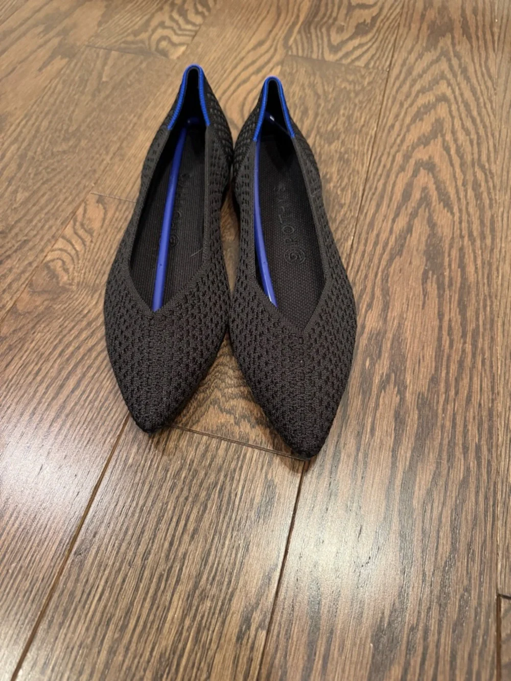 Rothy’s The Point - Black Honeycomb NWT - Picture 1 of 3